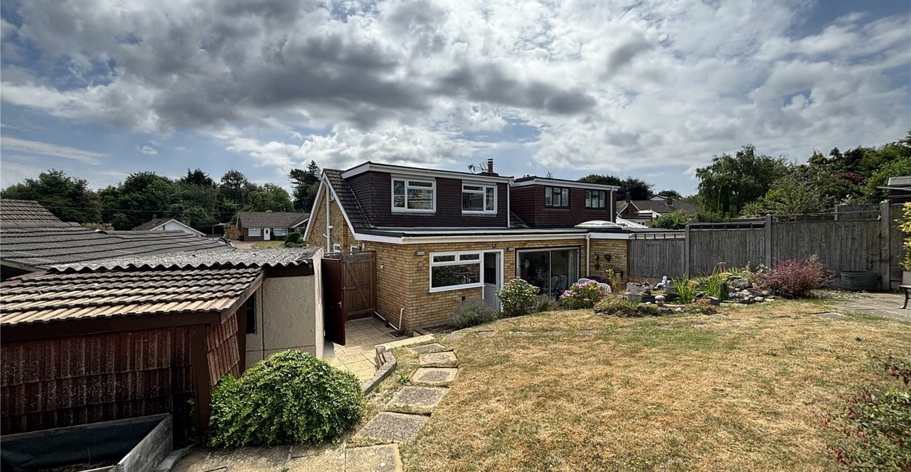 3 bedroom bungalow for sale in Bluebell Hill | Robinson Michael & Jackson