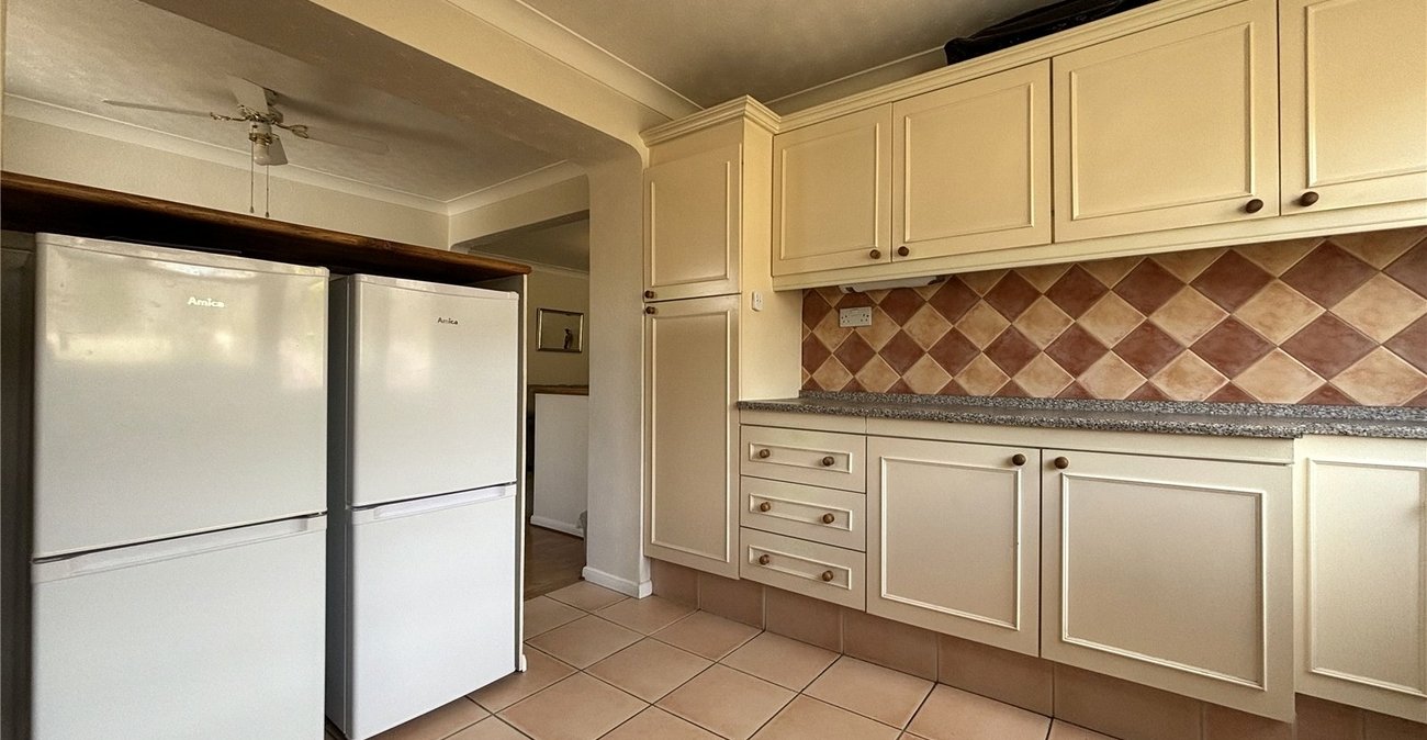 3 bedroom bungalow for sale in Bluebell Hill | Robinson Michael & Jackson