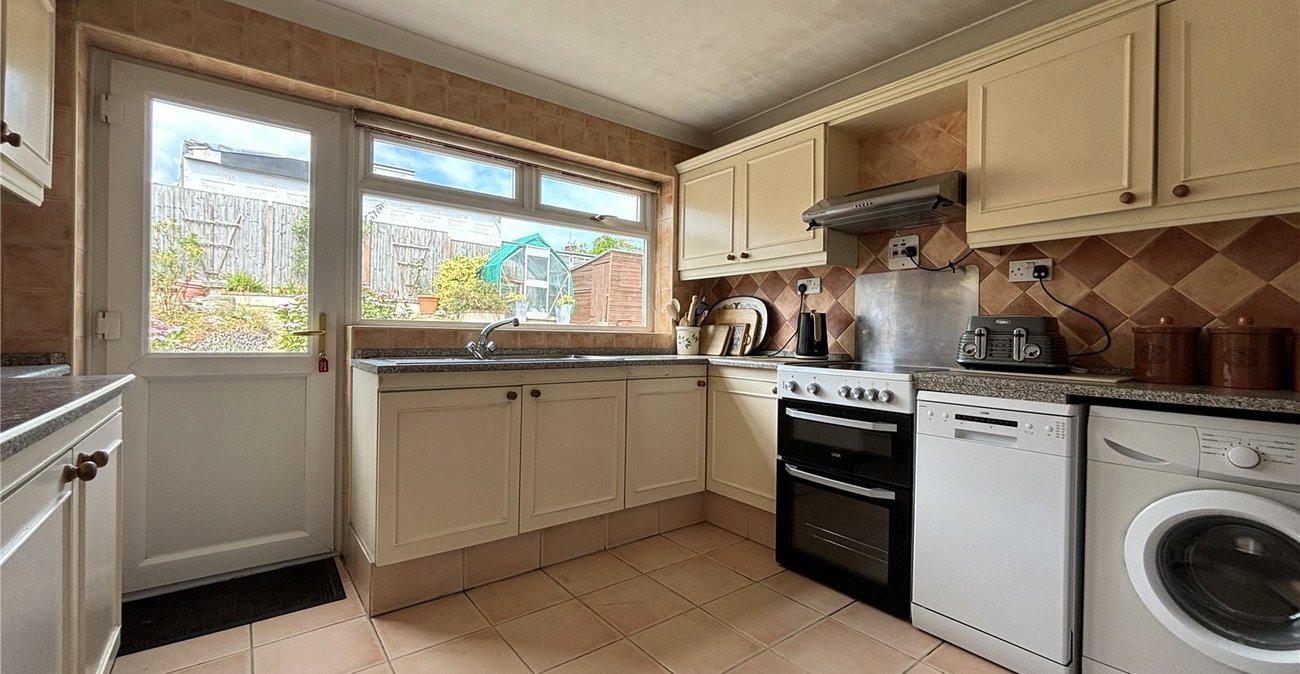 3 bedroom bungalow for sale in Bluebell Hill | Robinson Michael & Jackson