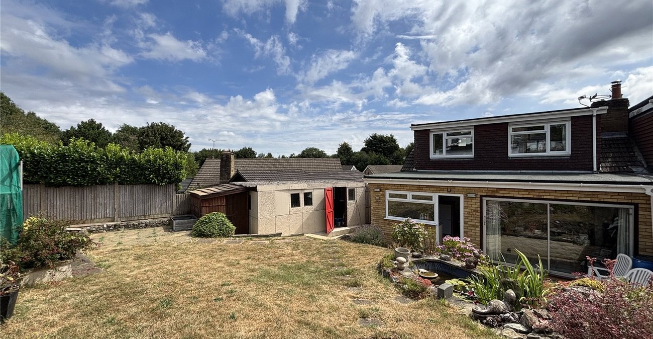 3 bedroom bungalow for sale in Chatham | Robinson Michael & Jackson