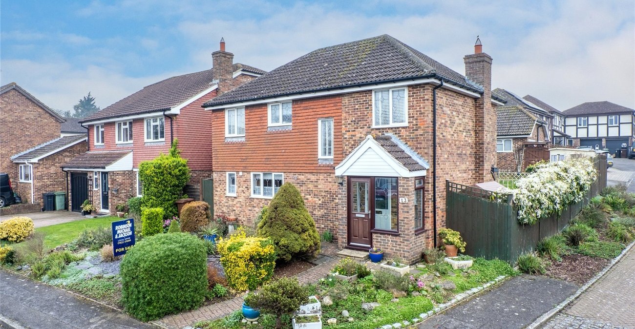 4 bedroom house for sale in Sandling | Robinson Michael & Jackson