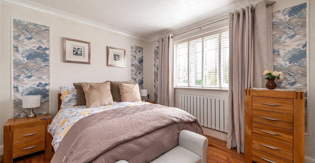 4 bedroom house for sale in Sandling | Robinson Michael & Jackson