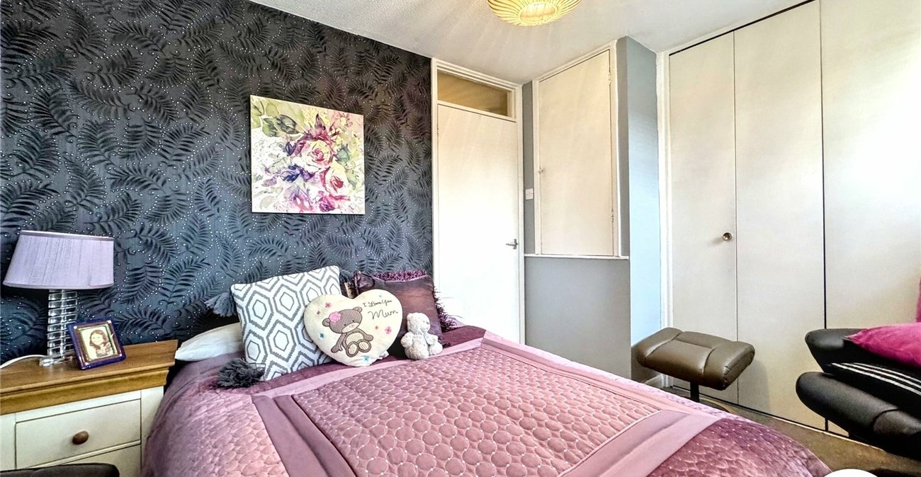 2 bedroom house for sale in Maidstone | Robinson Michael & Jackson