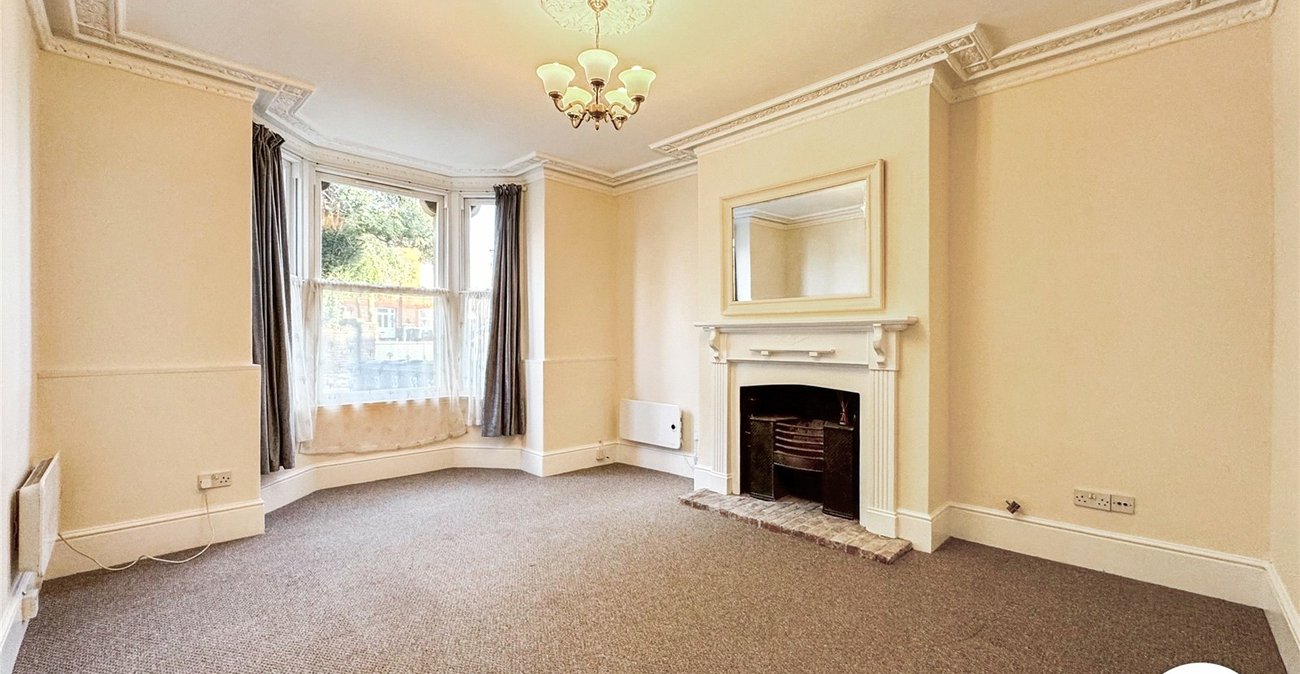 1 bedroom property for sale in Maidstone | Robinson Michael & Jackson