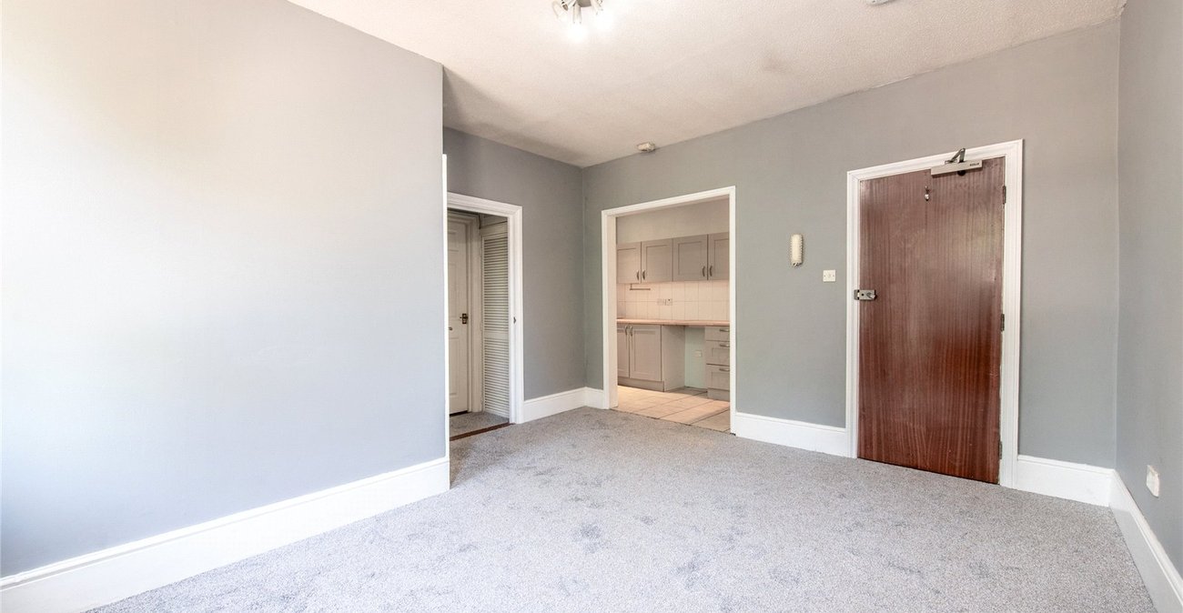 1 bedroom property for sale in Maidstone | Robinson Michael & Jackson