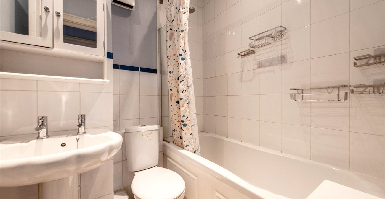 1 bedroom property for sale in Maidstone | Robinson Michael & Jackson