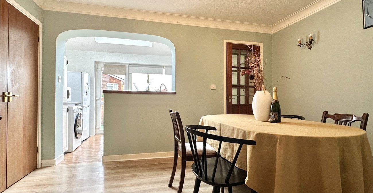 4 bedroom house for sale in Hextable | Robinson Jackson