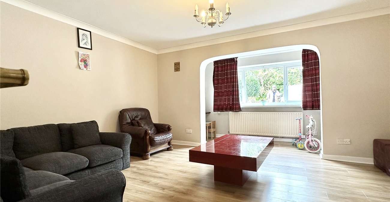 4 bedroom house for sale in Hextable | Robinson Jackson