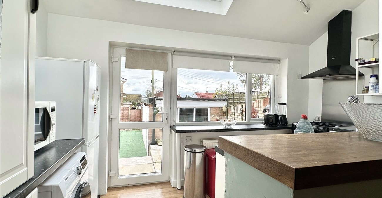 4 bedroom house for sale in Hextable | Robinson Jackson