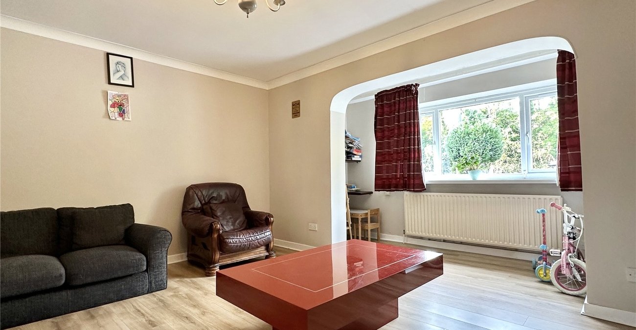 4 bedroom house for sale in Hextable | Robinson Jackson