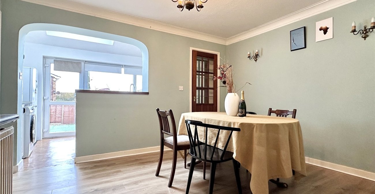 4 bedroom house for sale in Hextable | Robinson Jackson