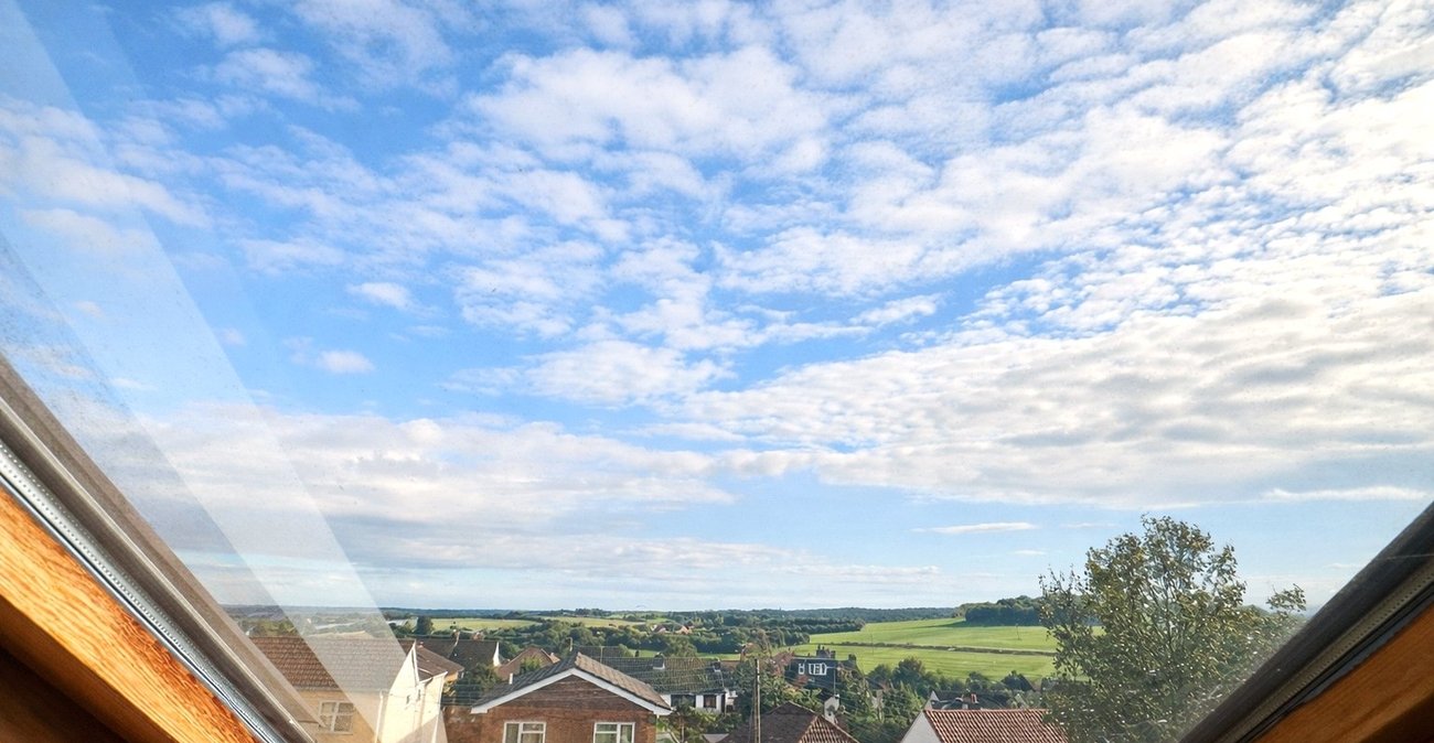 4 bedroom house for sale in Hextable | Robinson Jackson