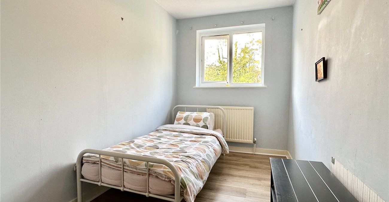 4 bedroom house for sale in Hextable | Robinson Jackson