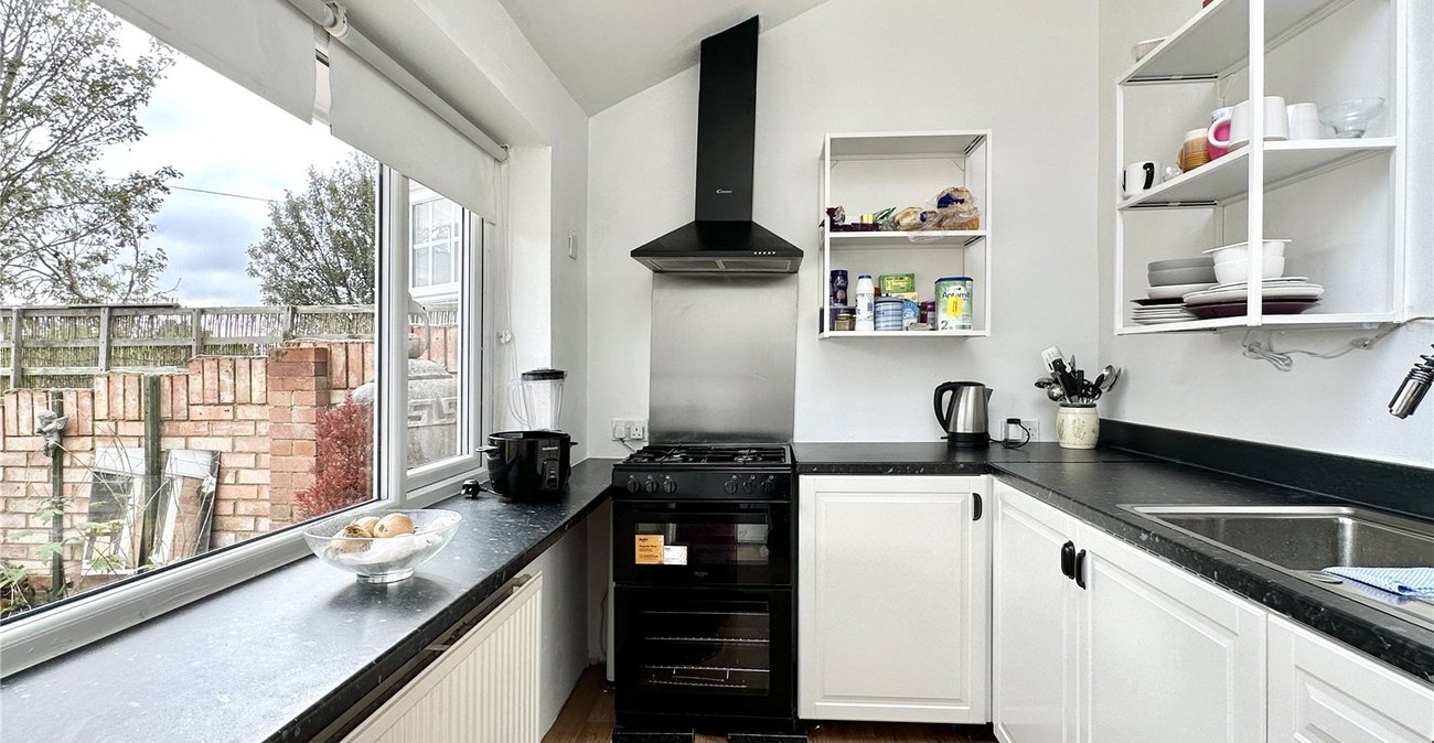 4 bedroom house for sale in Hextable | Robinson Jackson