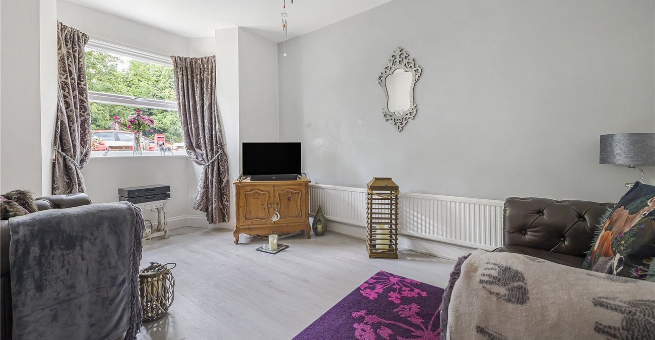 3 bedroom house for sale in Hextable | Robinson Jackson