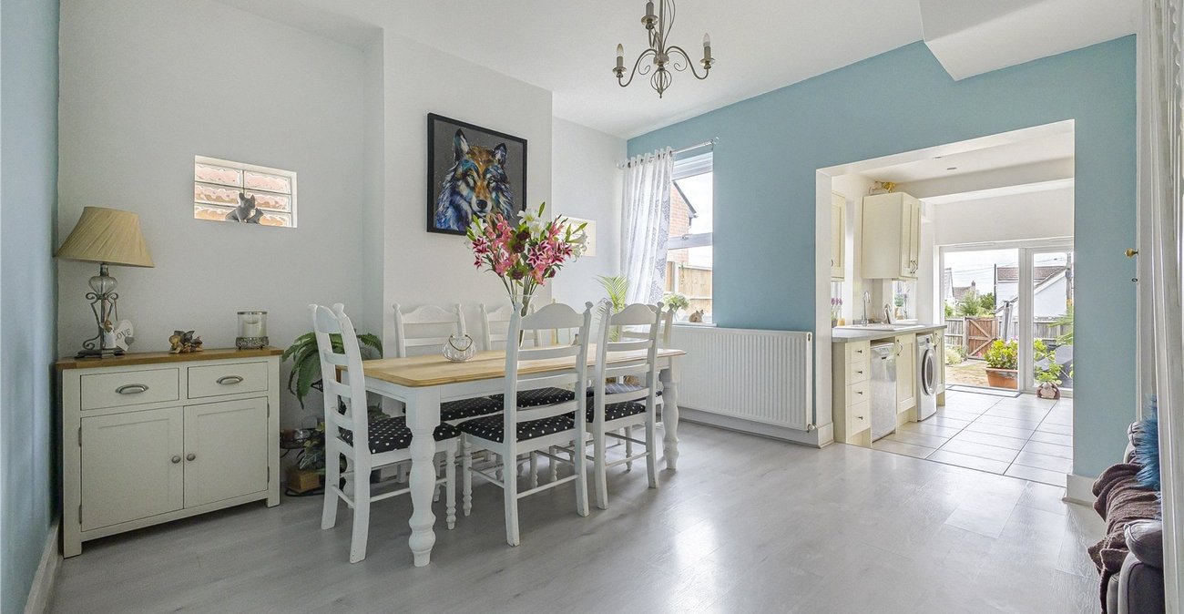 3 bedroom house for sale in Hextable | Robinson Jackson