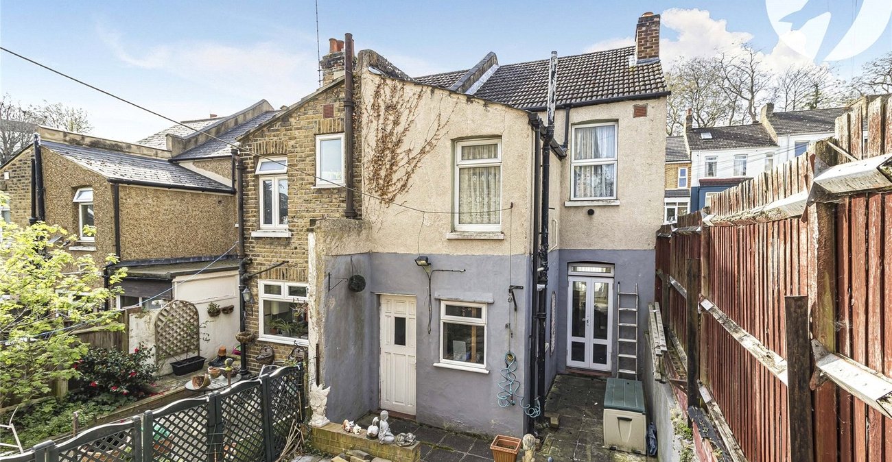 2 bedroom house for sale in Plumstead | Robinson Jackson