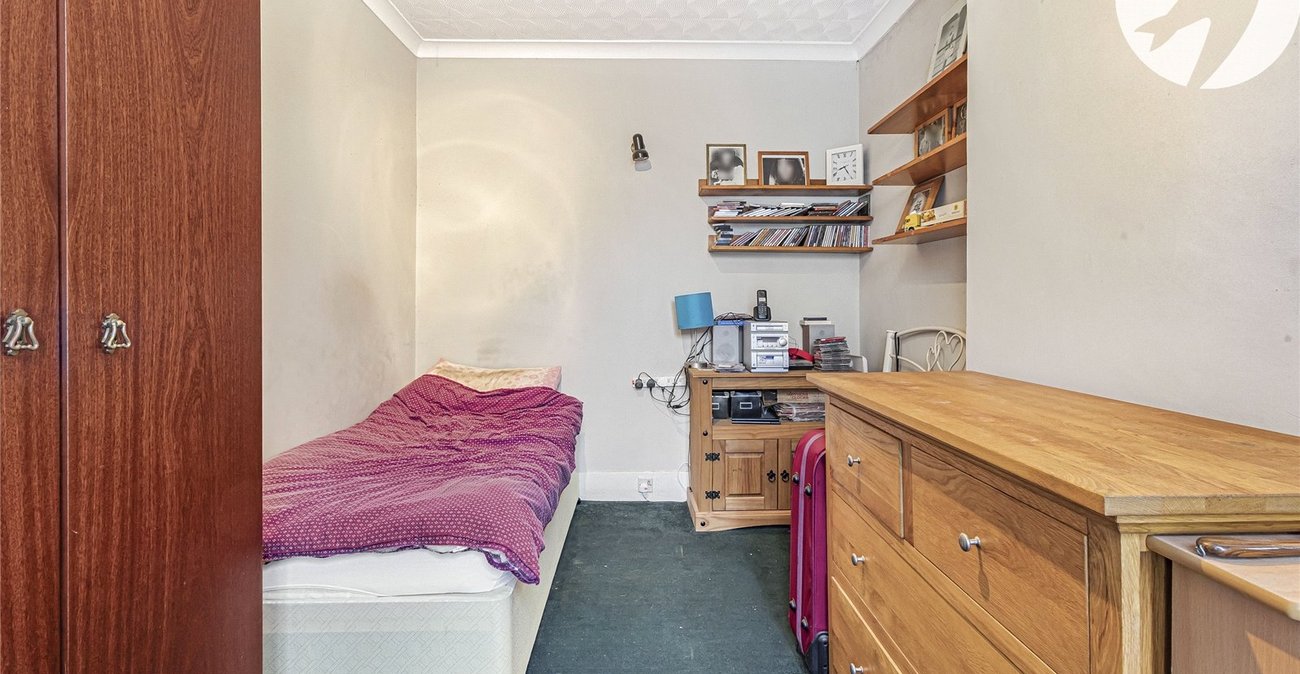 2 bedroom house for sale in Plumstead | Robinson Jackson