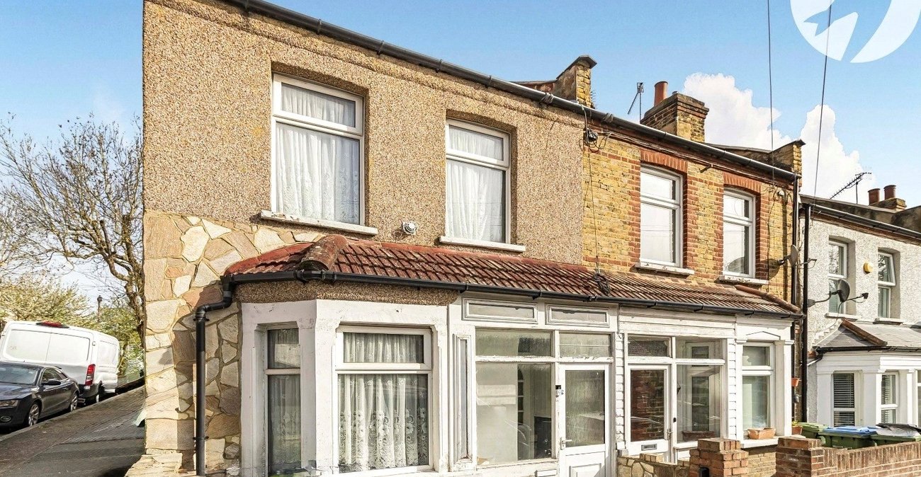2 bedroom house for sale in Plumstead | Robinson Jackson