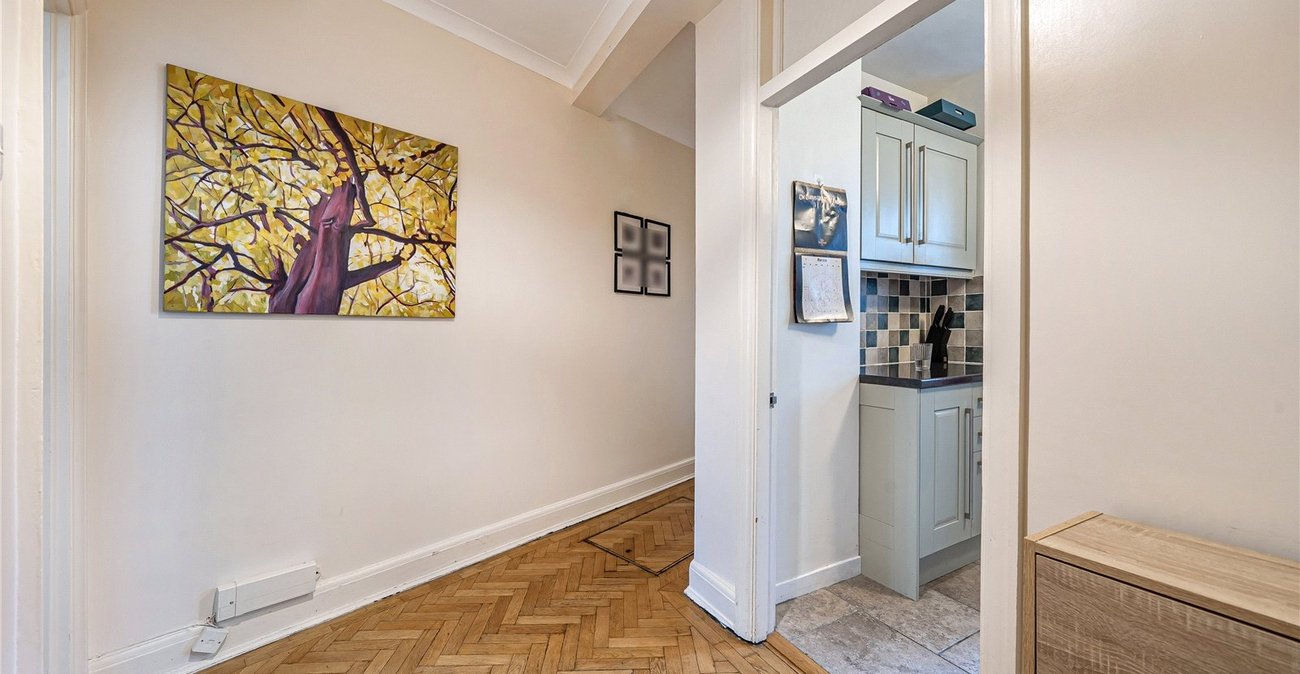 2 bedroom property for sale in Crystal Palace Park Road | Robinson Jackson