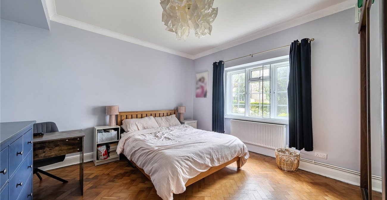2 bedroom property for sale in Crystal Palace Park Road | Robinson Jackson