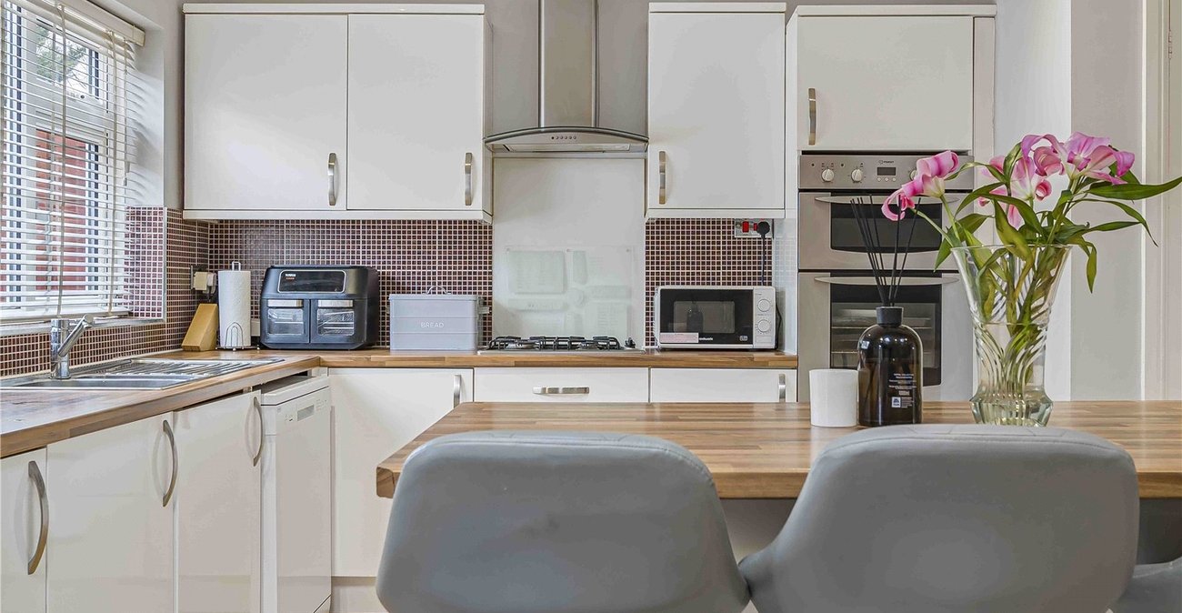 4 bedroom house for sale in Welling | Robinson Jackson