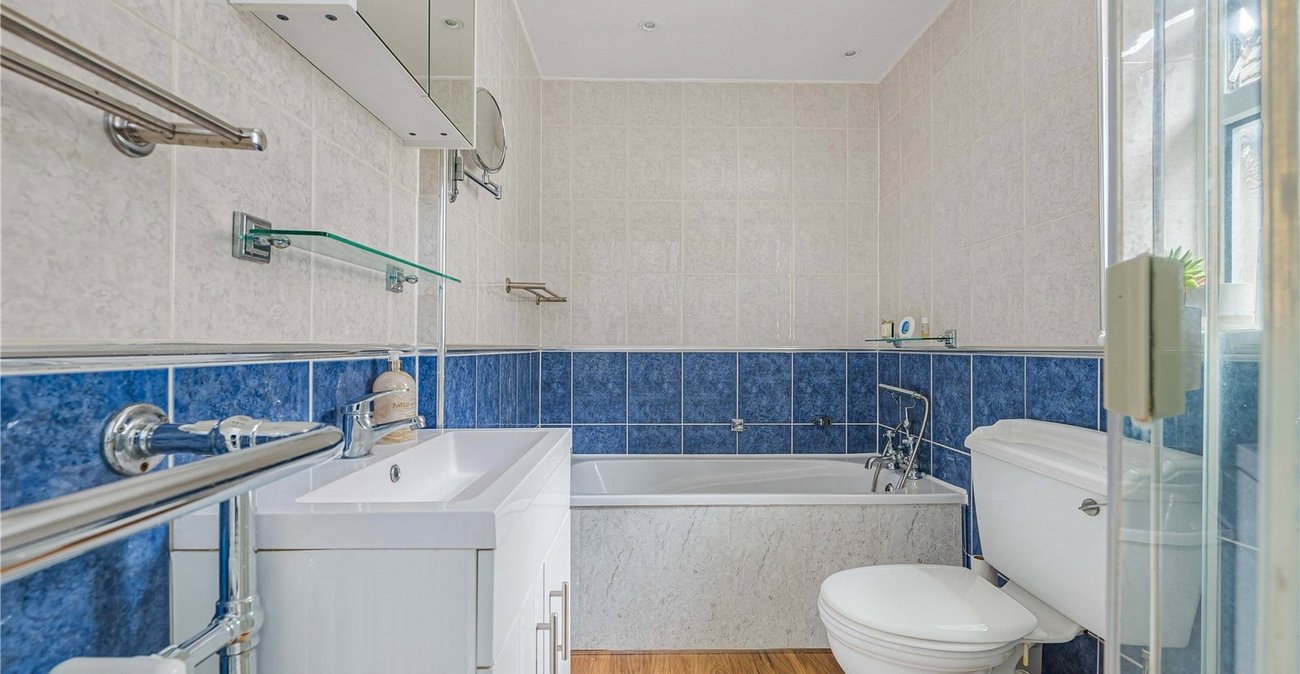 4 bedroom house for sale in Welling | Robinson Jackson