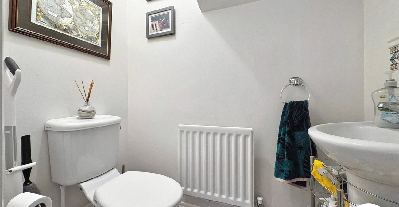 4 bedroom house for sale in Sittingbourne | Robinson Michael & Jackson