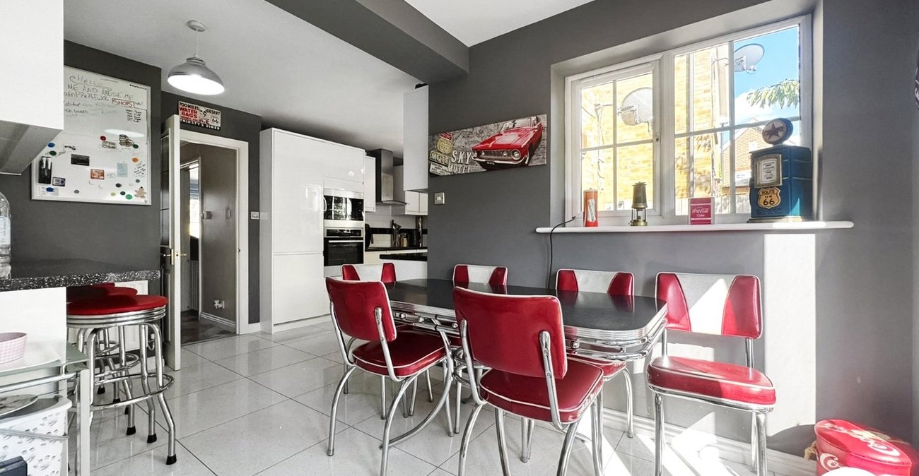 4 bedroom house for sale in Sittingbourne | Robinson Michael & Jackson
