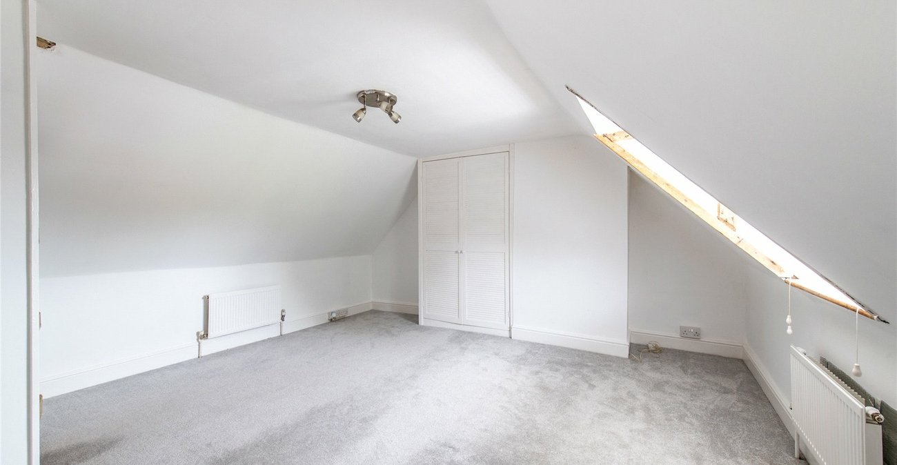 2 bedroom house for sale in Maidstone | Robinson Michael & Jackson