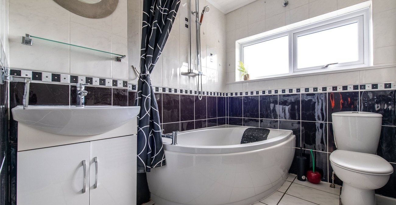 4 bedroom house for sale in Maidstone | Robinson Michael & Jackson