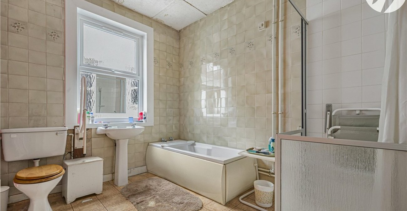 7 bedroom house for sale in South Orpington | Robinson Jackson