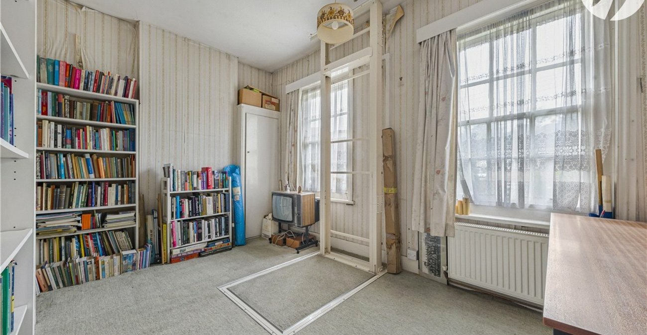 7 bedroom house for sale in South Orpington | Robinson Jackson