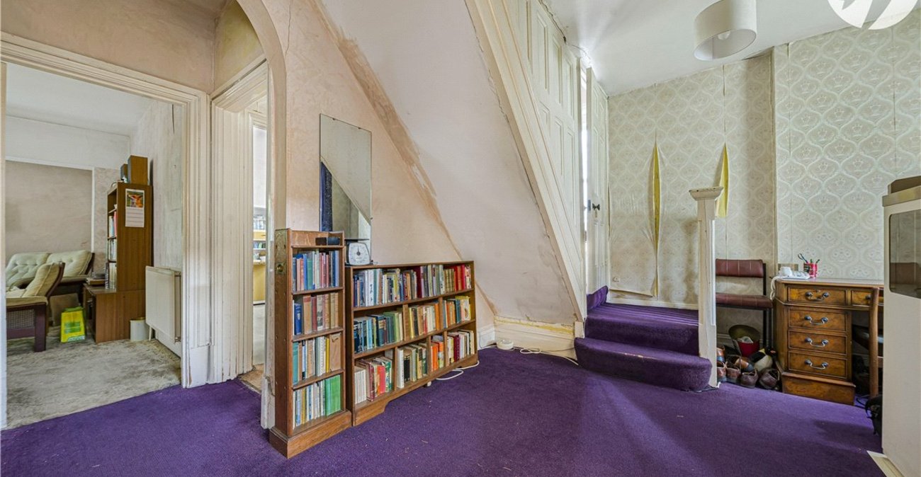 7 bedroom house for sale in South Orpington | Robinson Jackson