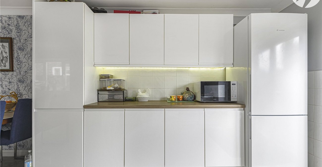 3 bedroom house for sale in Cliffe Woods | Robinson Michael & Jackson