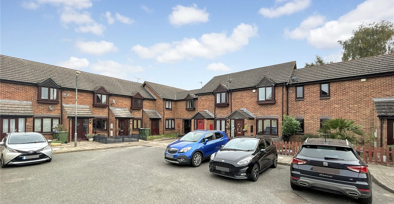 2 bedroom house to rent in Sidcup | Robinson Jackson