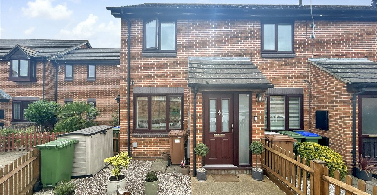 2 bedroom house to rent in Sidcup | Robinson Jackson