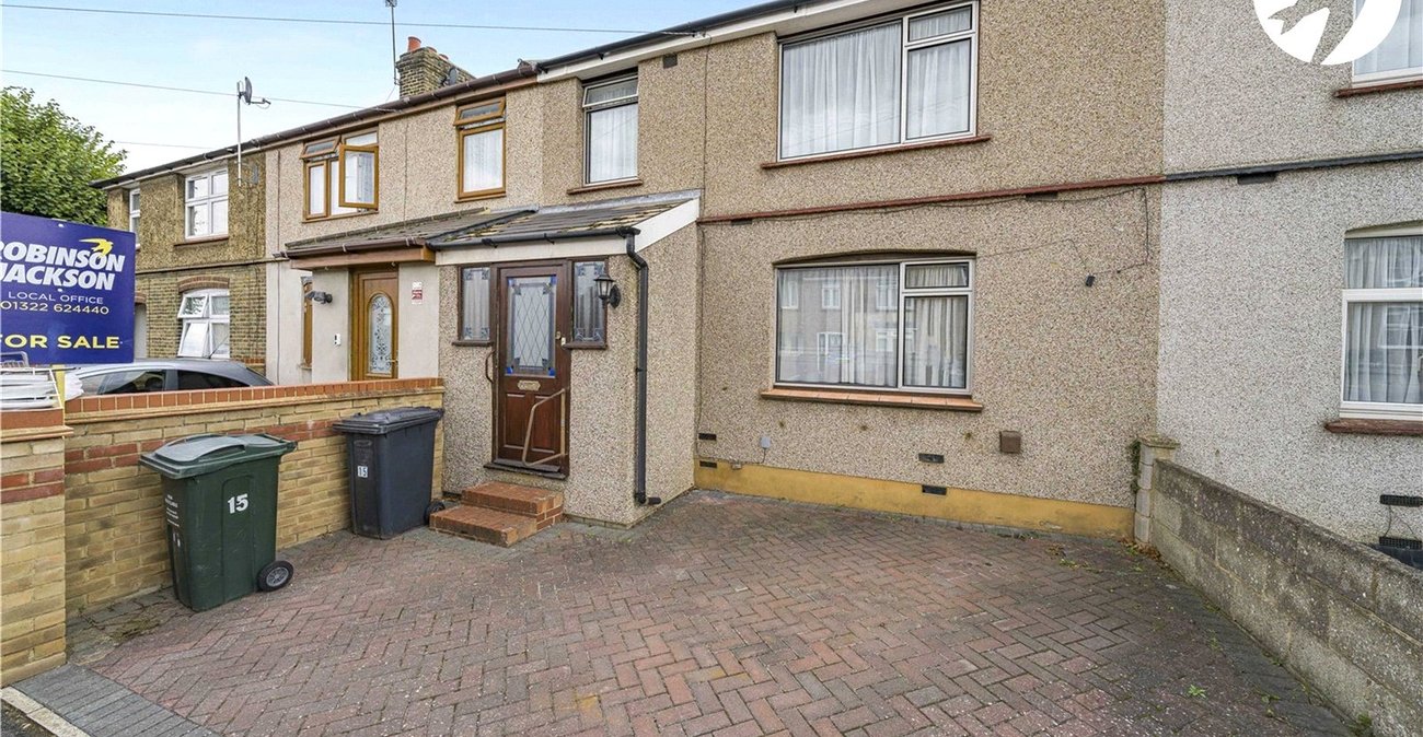3 bedroom house for sale in Swanscombe | Robinson Jackson
