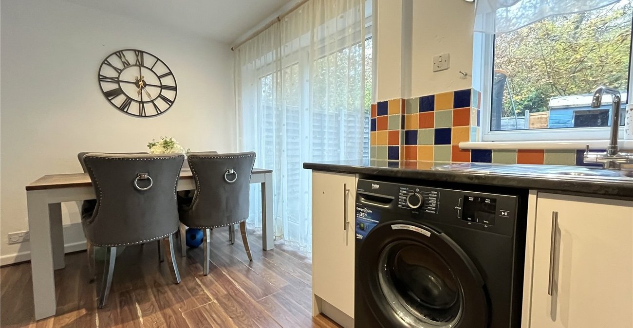 2 bedroom house to rent in Chatham | Robinson Michael & Jackson