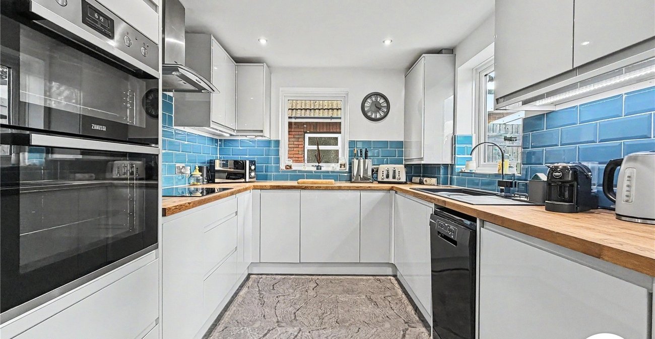 3 bedroom house for sale in Rochester | Robinson Michael & Jackson