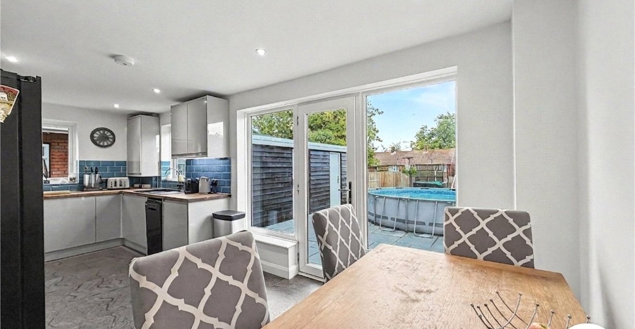 3 bedroom house for sale in Rochester | Robinson Michael & Jackson