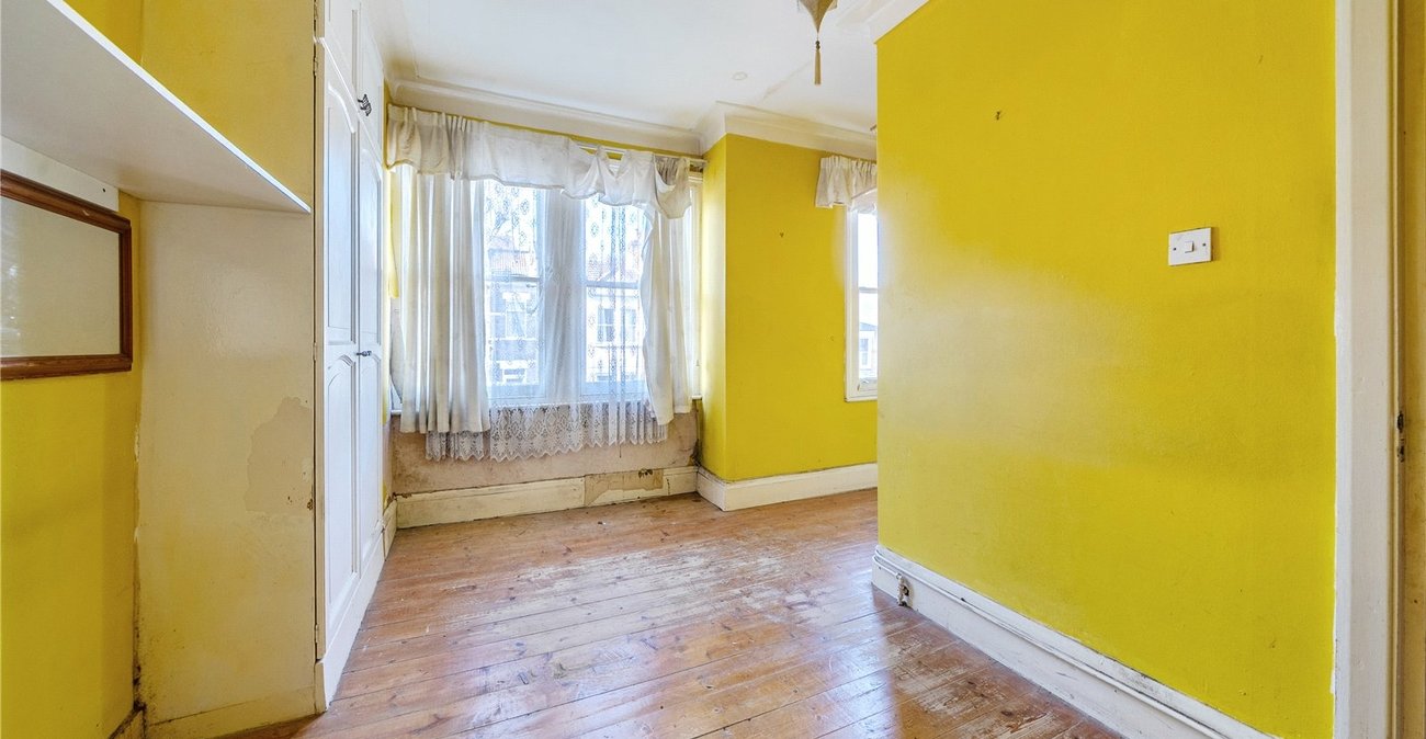 3 bedroom house for sale in Forest Hill | Robinson Jackson