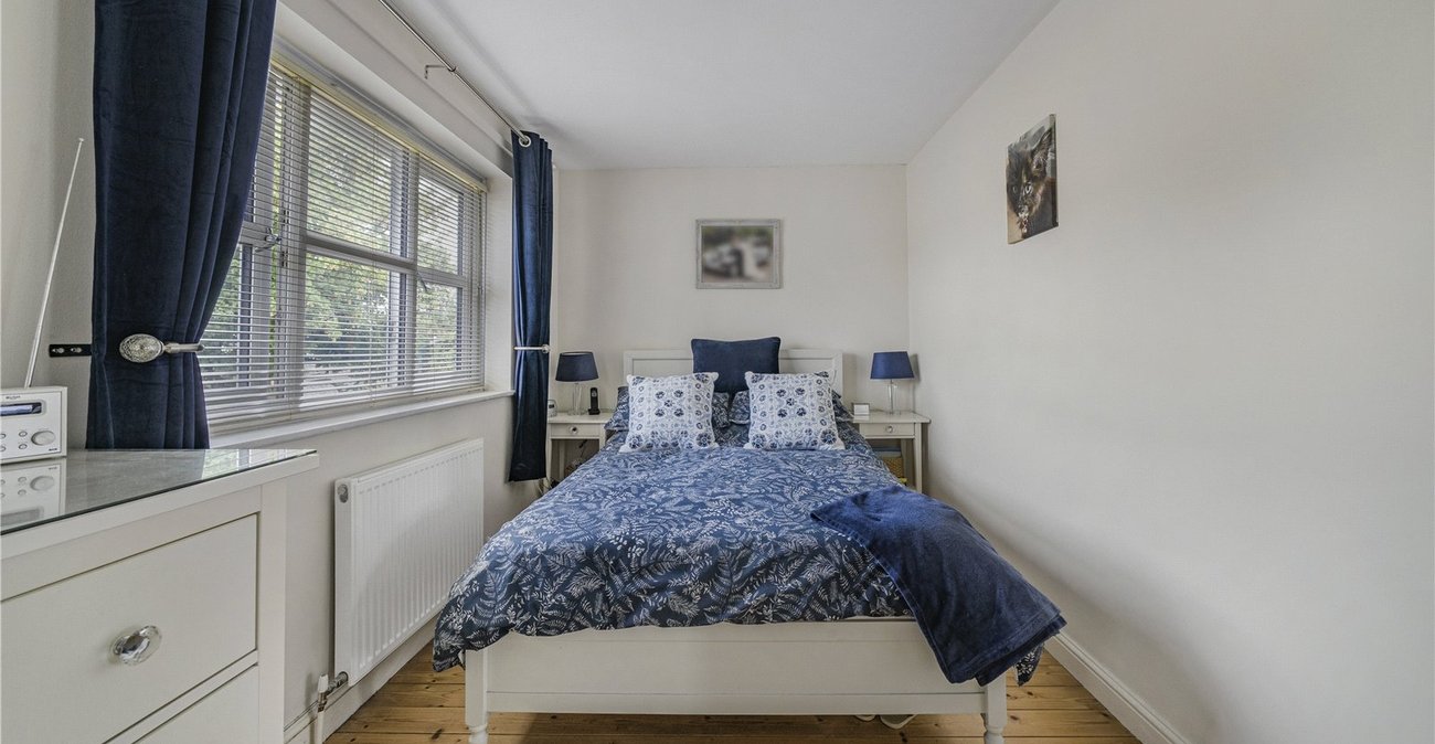 3 bedroom house for sale in West Dartford | Robinson Jackson