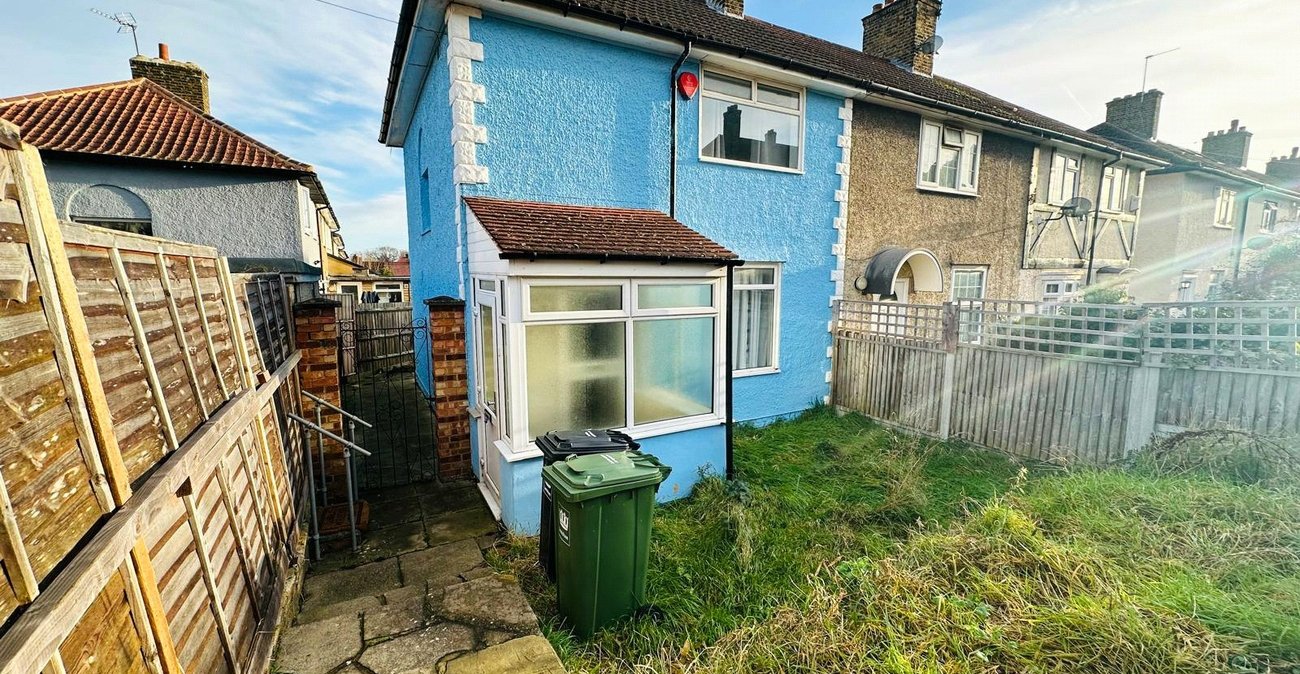 3 bedroom house for sale in Bromley | Robinson Jackson