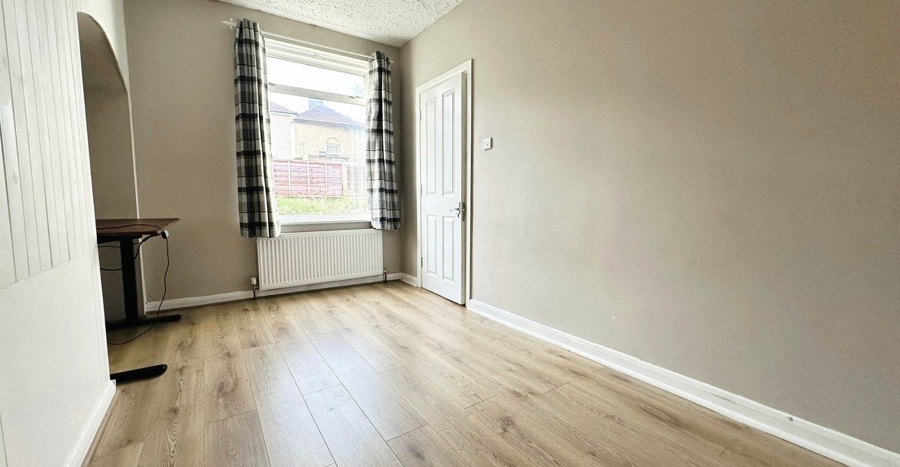 3 bedroom house for sale in Bromley | Robinson Jackson