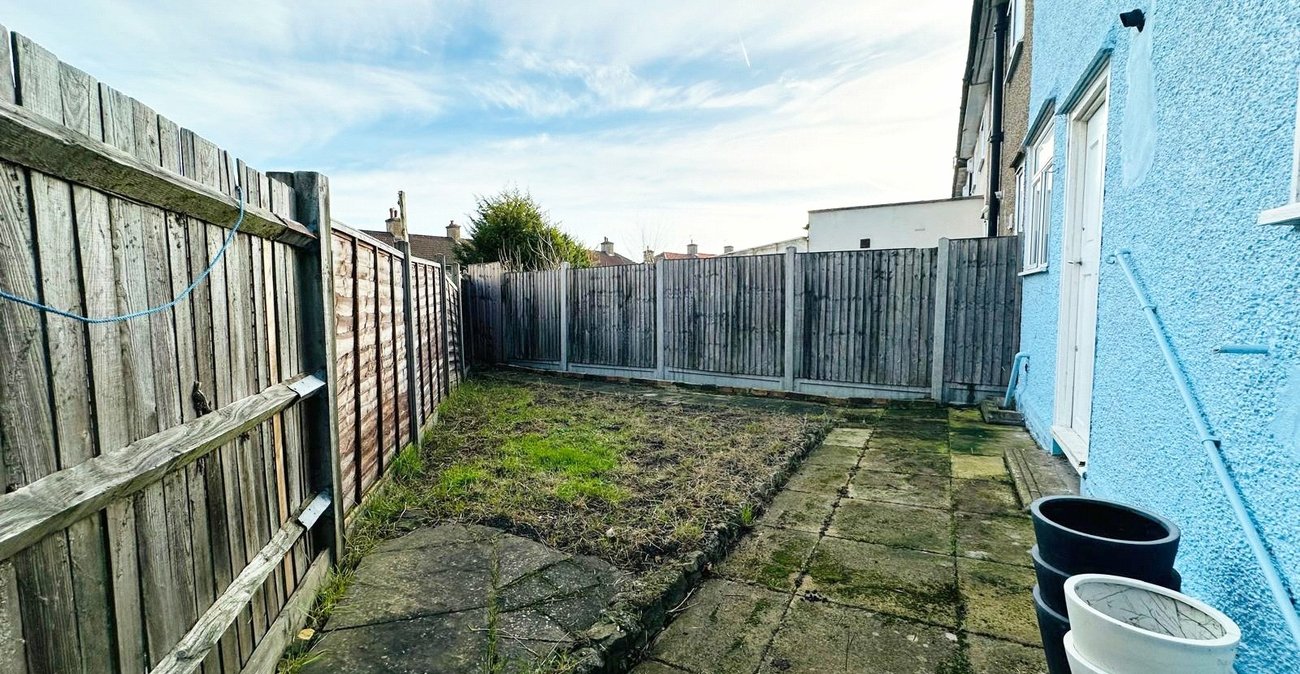 3 bedroom house for sale in Bromley | Robinson Jackson