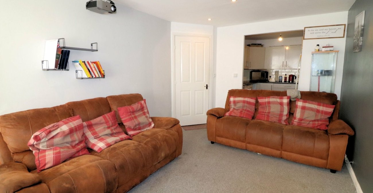 2 bedroom property for sale in Chichester Wharf | Robinson Jackson