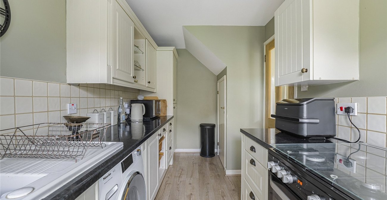 3 bedroom house for sale in Greenhithe | Robinson Jackson