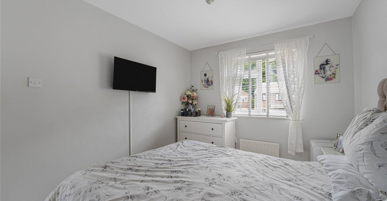 3 bedroom house for sale in Greenhithe | Robinson Jackson