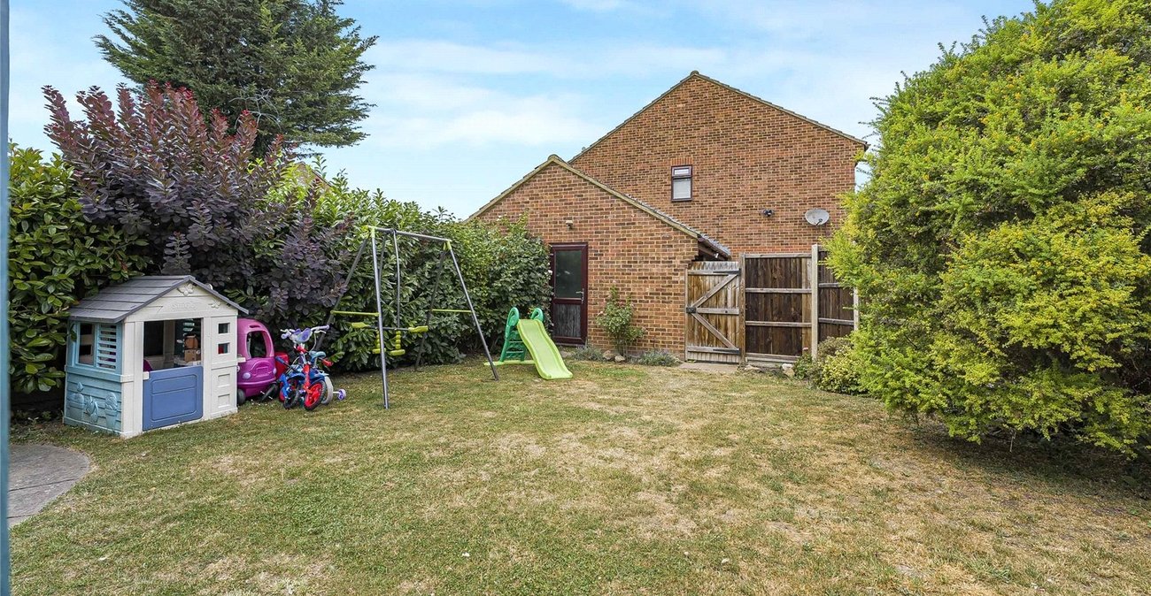 3 bedroom house for sale in Greenhithe | Robinson Jackson